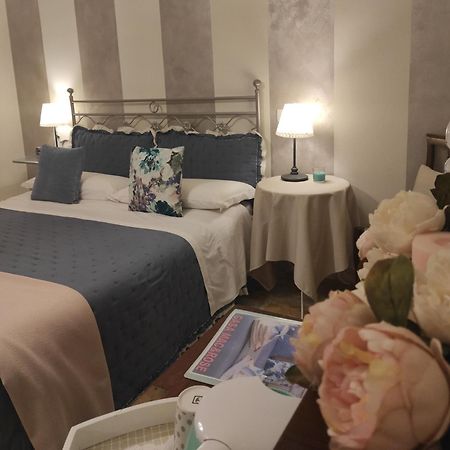 Bed and Breakfast Casa Mac&Rose . San Quirico dʼOrcia Exterior foto