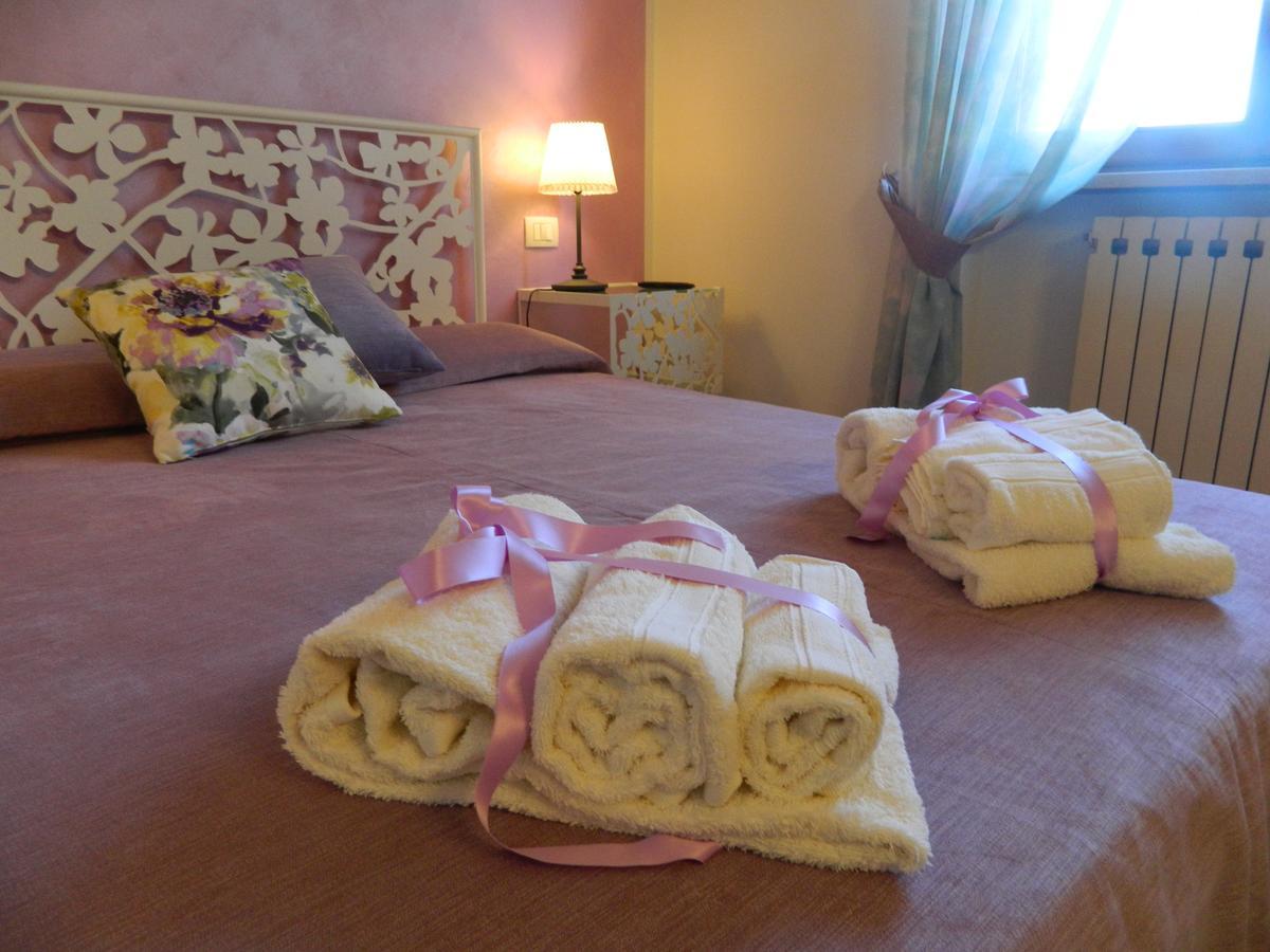 Bed and Breakfast Casa Mac&Rose . San Quirico dʼOrcia Exterior foto