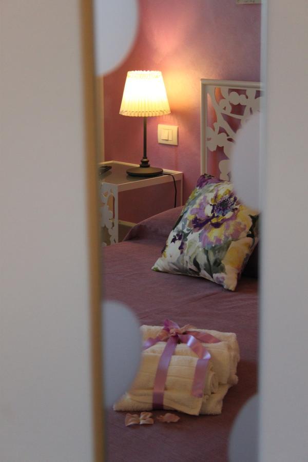 Bed and Breakfast Casa Mac&Rose . San Quirico dʼOrcia Exterior foto